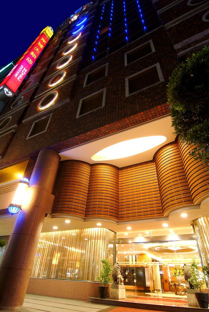 King'S Town Hotel Каосюн Екстериор снимка